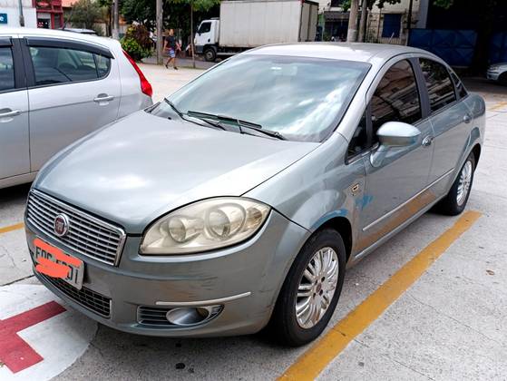 FIAT LINEA 1.8 ESSENCE 16V FLEX 4P AUTOMATIZADO FIAT LINEA 1.8 ESSENCE 16V FLEX 4P AUTOMATIZADO